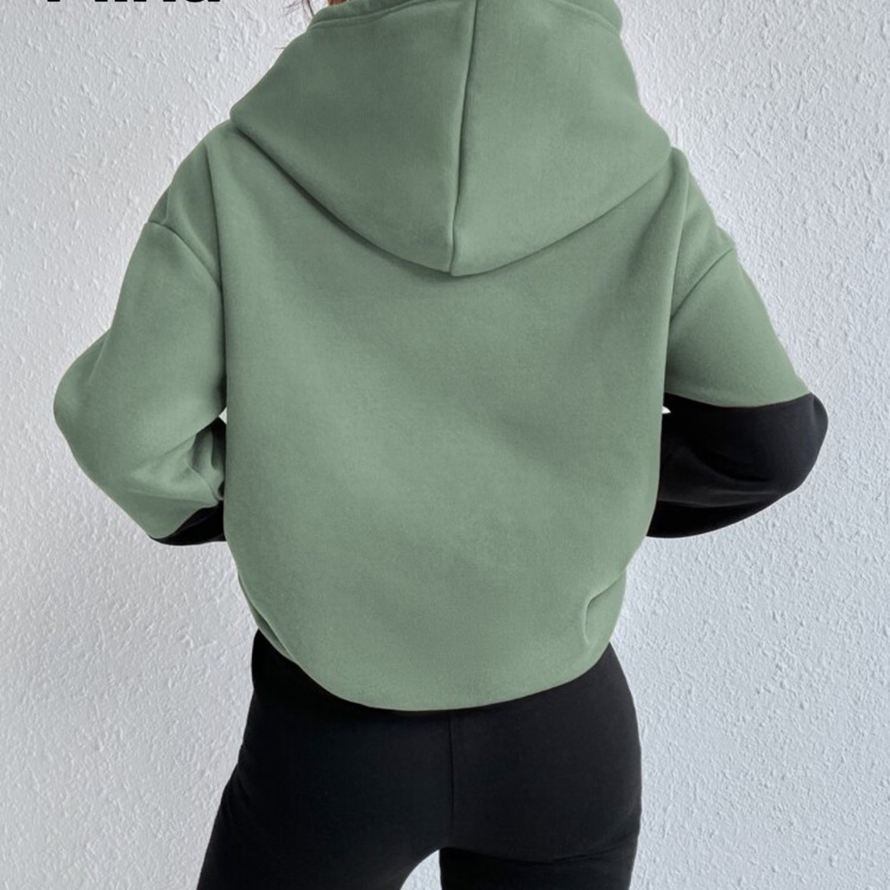 SHEIN Green and Black Colorblock Hoodie - Picture 4 of 6